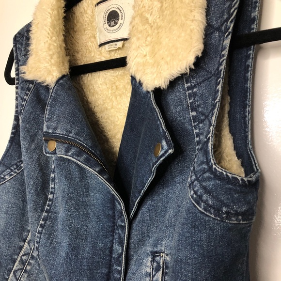 Anthropologie Jean Sherpa Vest - Picture 3 of 6